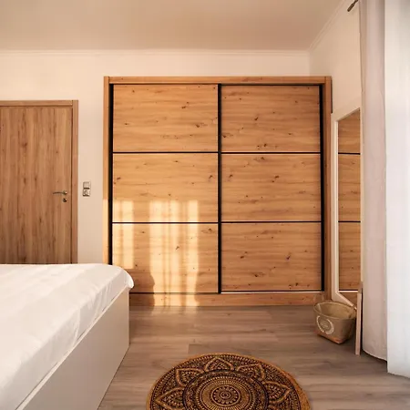 Dimitris House * Perivolion