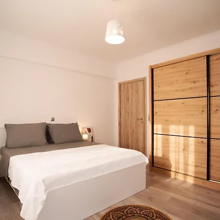 Apartment Dimitris House *