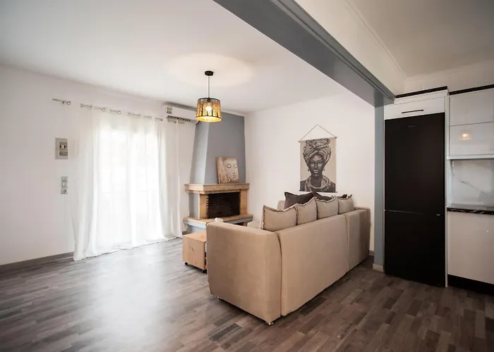 Dimitris House Perivolion