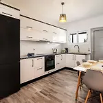 Dimitris House