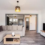 Dimitris House